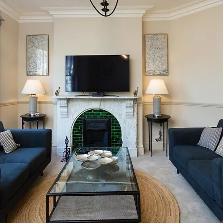 Priestley House Centre-free Parking Apartment