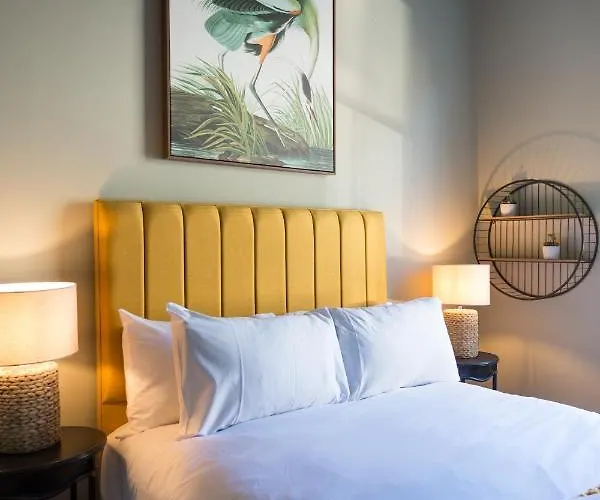 Priestley House Centre-free Parking Apartment